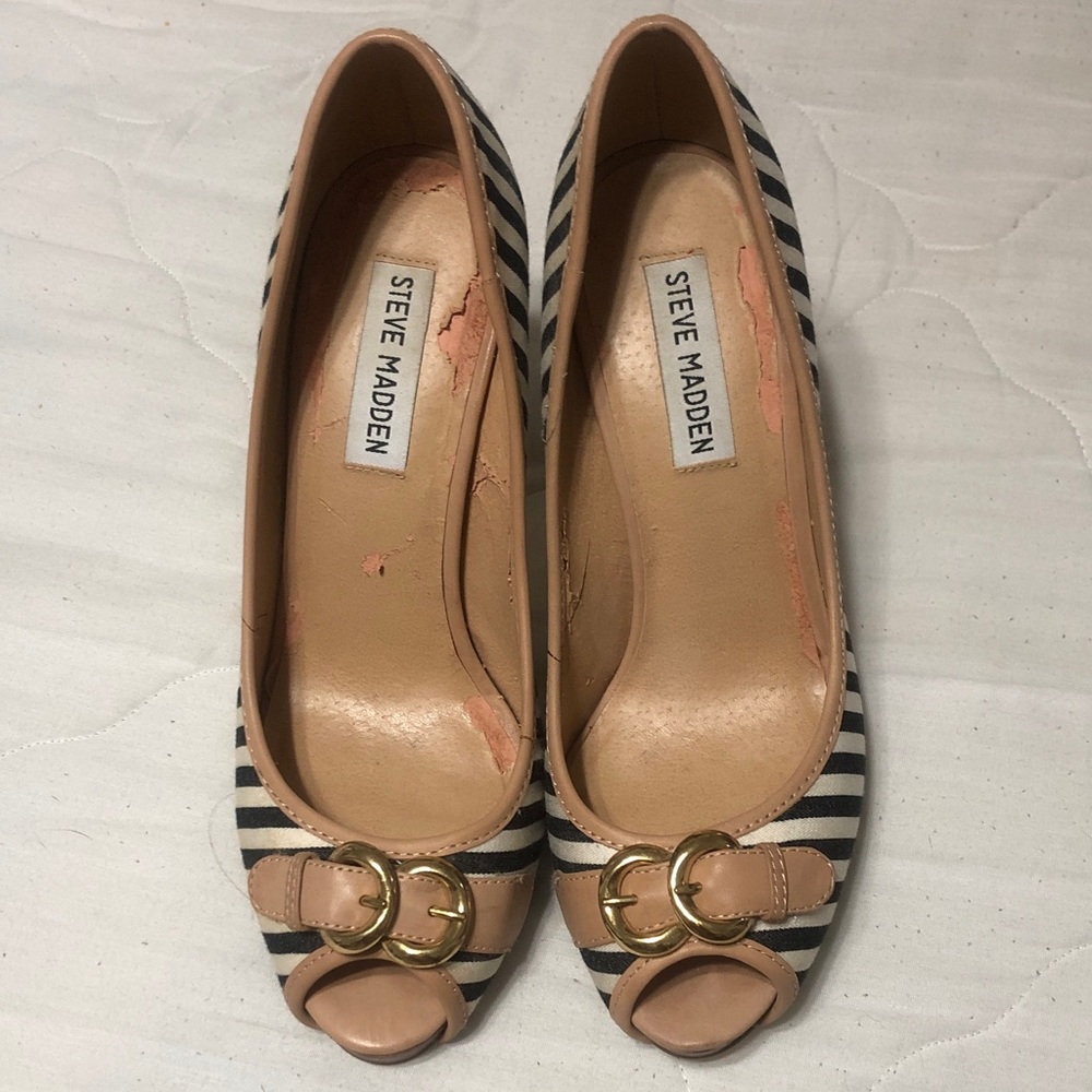 Steve Madden Black & White Striped Peep-Toe Flats with Nude Trim